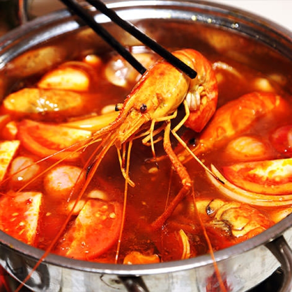 Lẩu tôm chua cay nam bộ