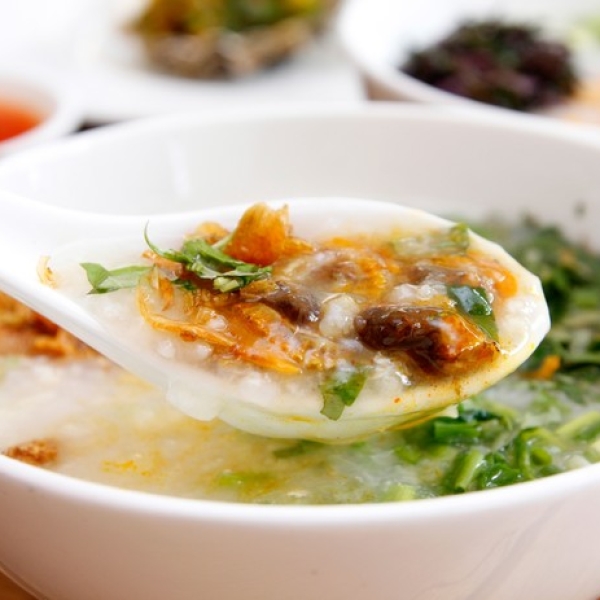 Cháo sò huyết