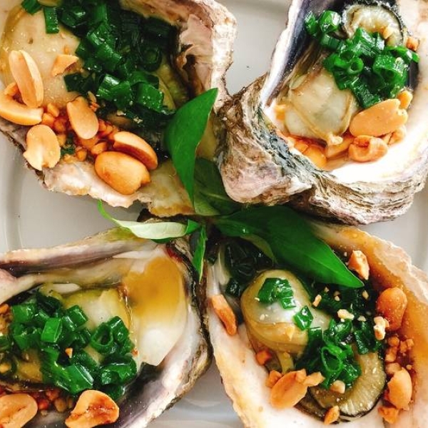 Hàu nướng mỡ hành