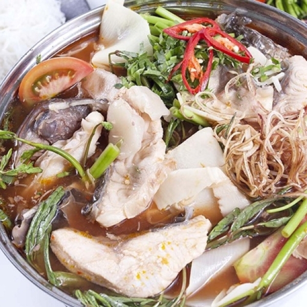 Cá mú đen/ Cá mú sao đỏ lẩu măng chua