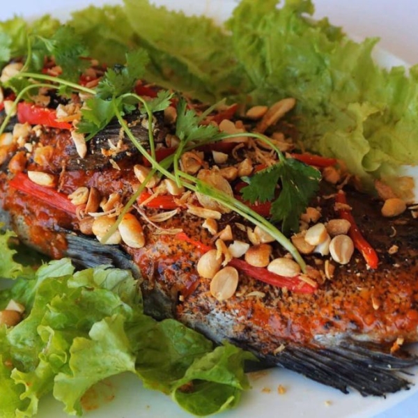 Cá mú đen/ Cá mú sao đỏ nướng riềng mẻ