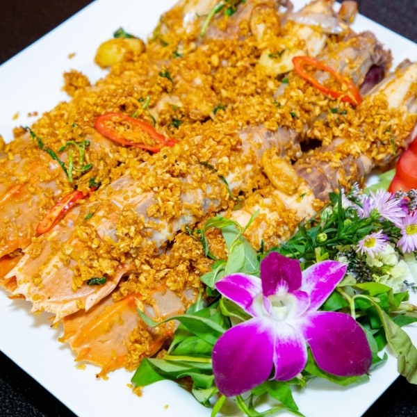 Tôm tít cháy tỏi